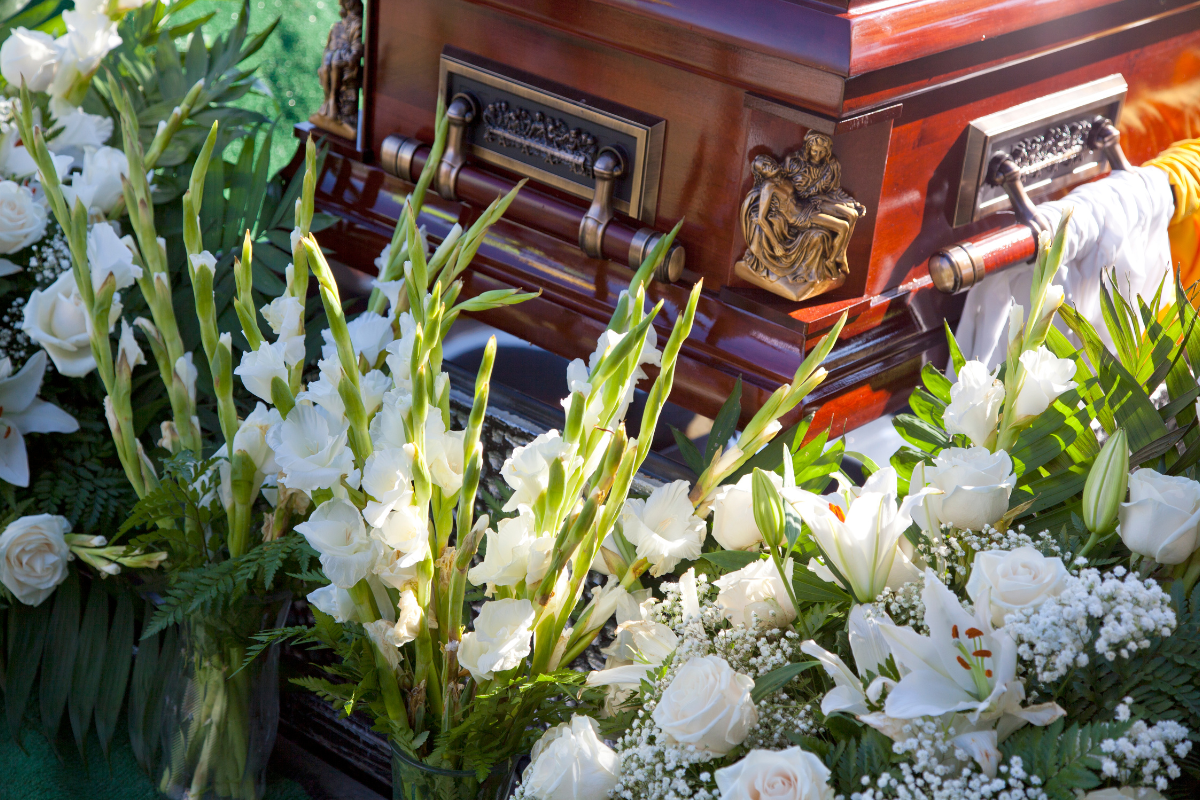 Na co zwrócić uwagę przy wyborze zakładu pogrzebowego?